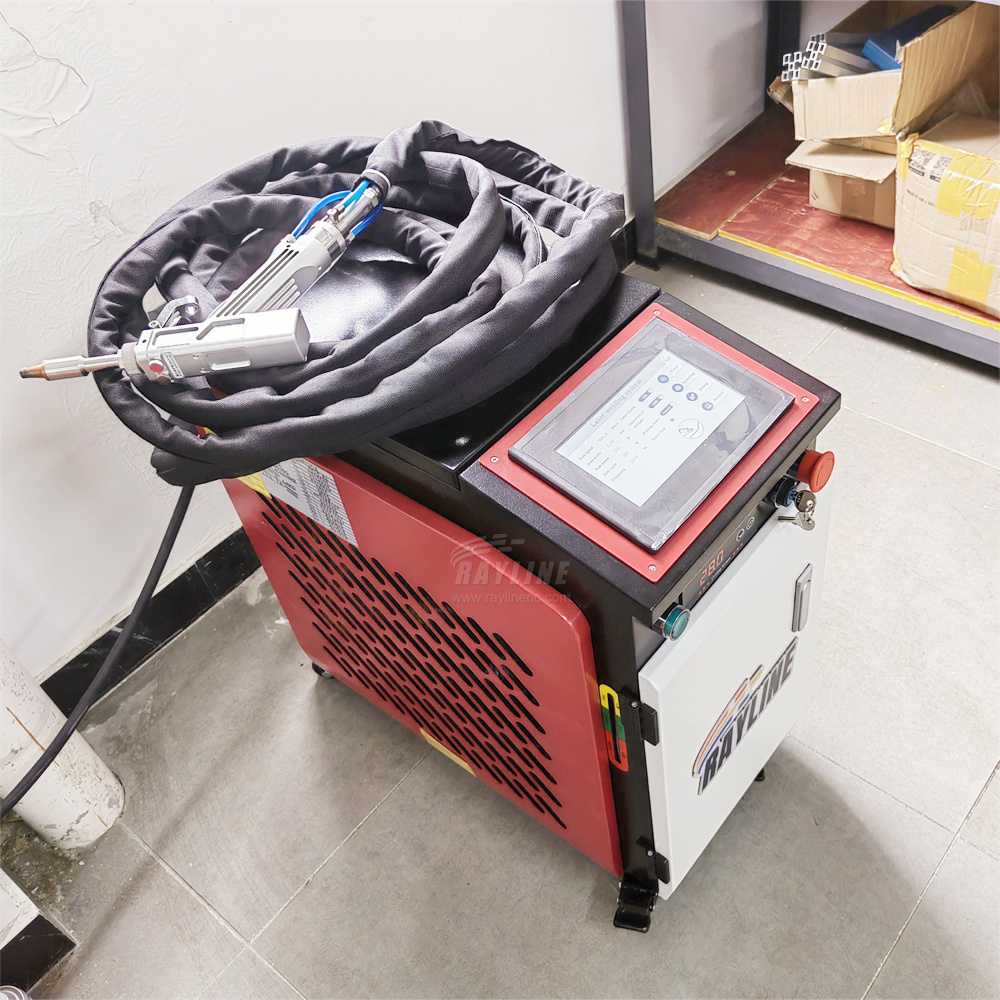 Machine de soudage laser 3 en  - Industrial Laser Repair avis et prix